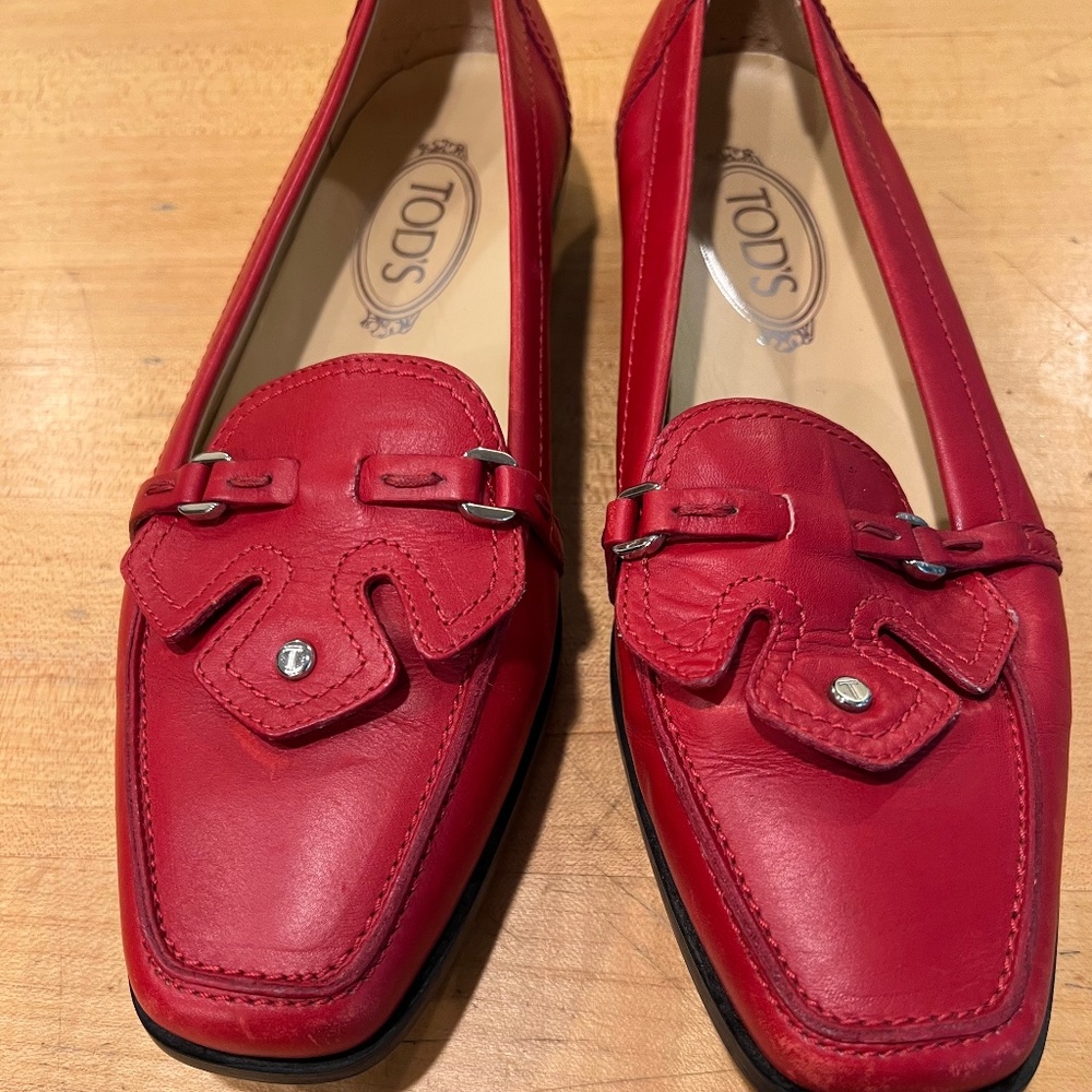 Tod's red leather driving shoes, size 8